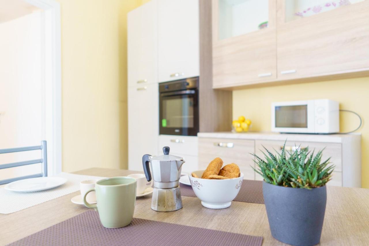 Siracusa Comfy & Central Apartment With Terrace Syracuse Eksteriør bilde